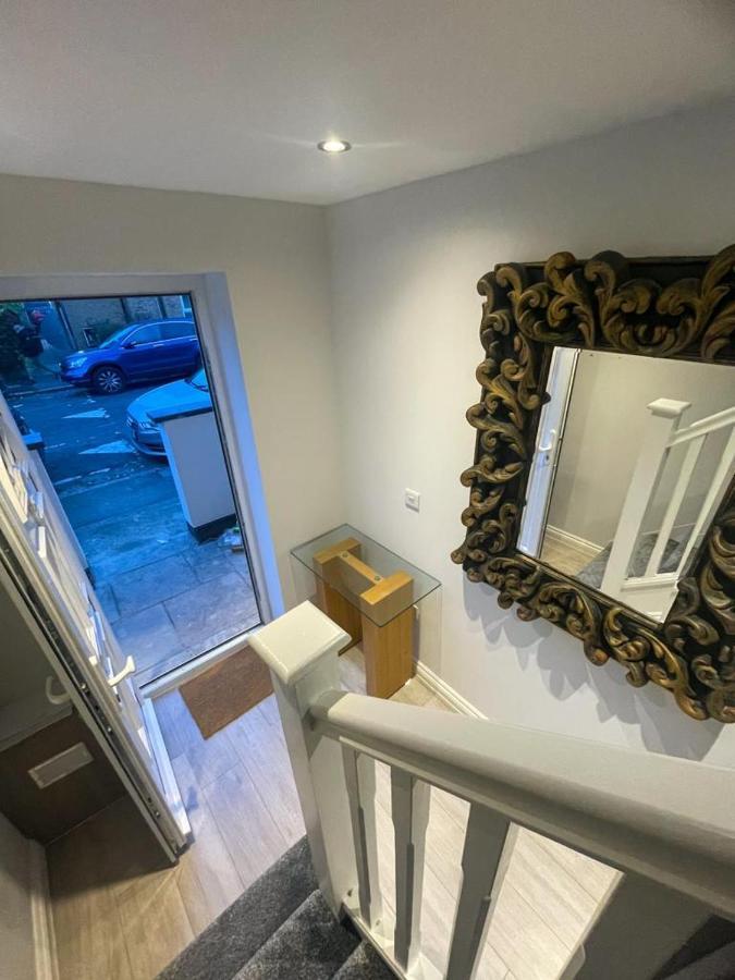 2A Seymour Road Villa Sutton  Exterior photo